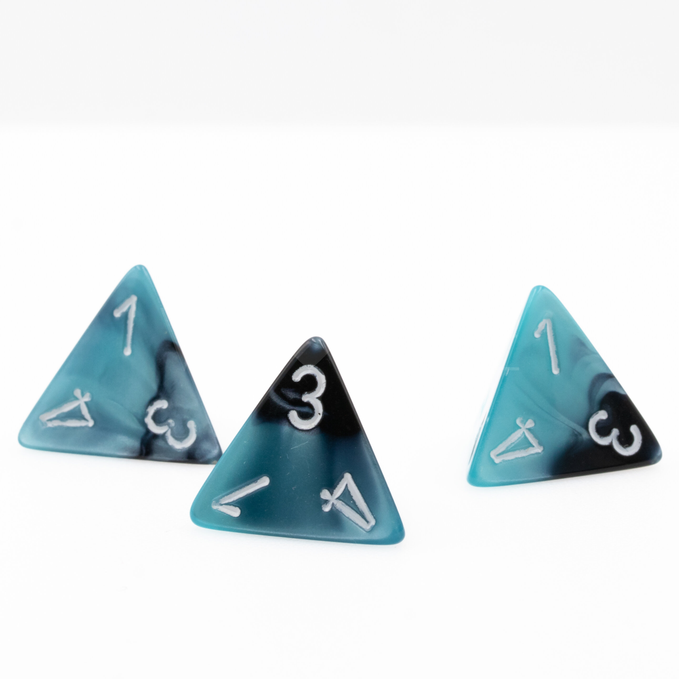 Gemini® Black-Shell / white  D4 