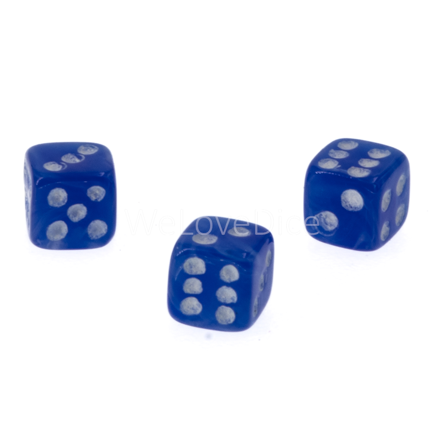5mm  D6 Dice in blue / white Silk