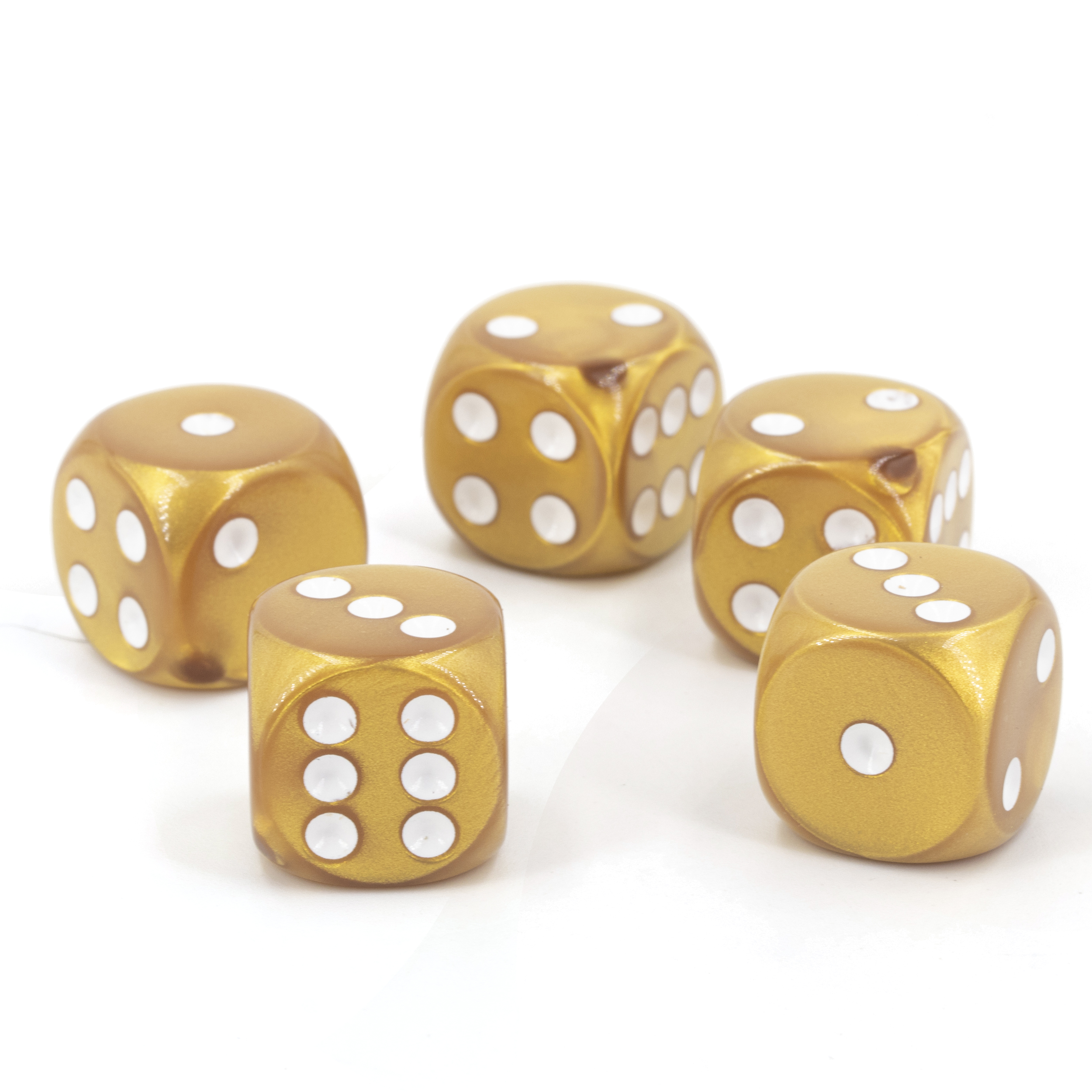 16mm  D6 Dice in golden yellow / white