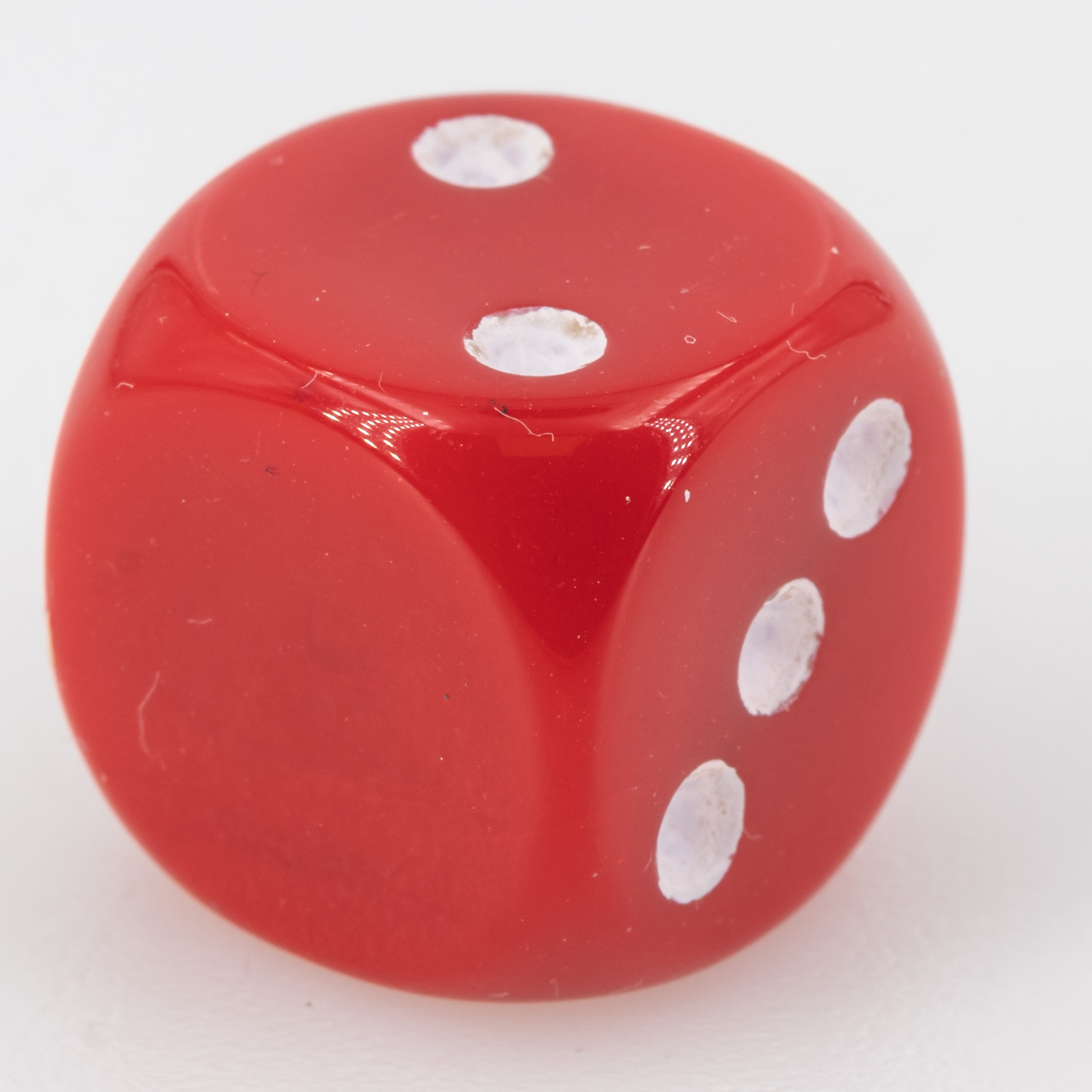 16mm Würfel in rot / weiß Satt ohne "6"