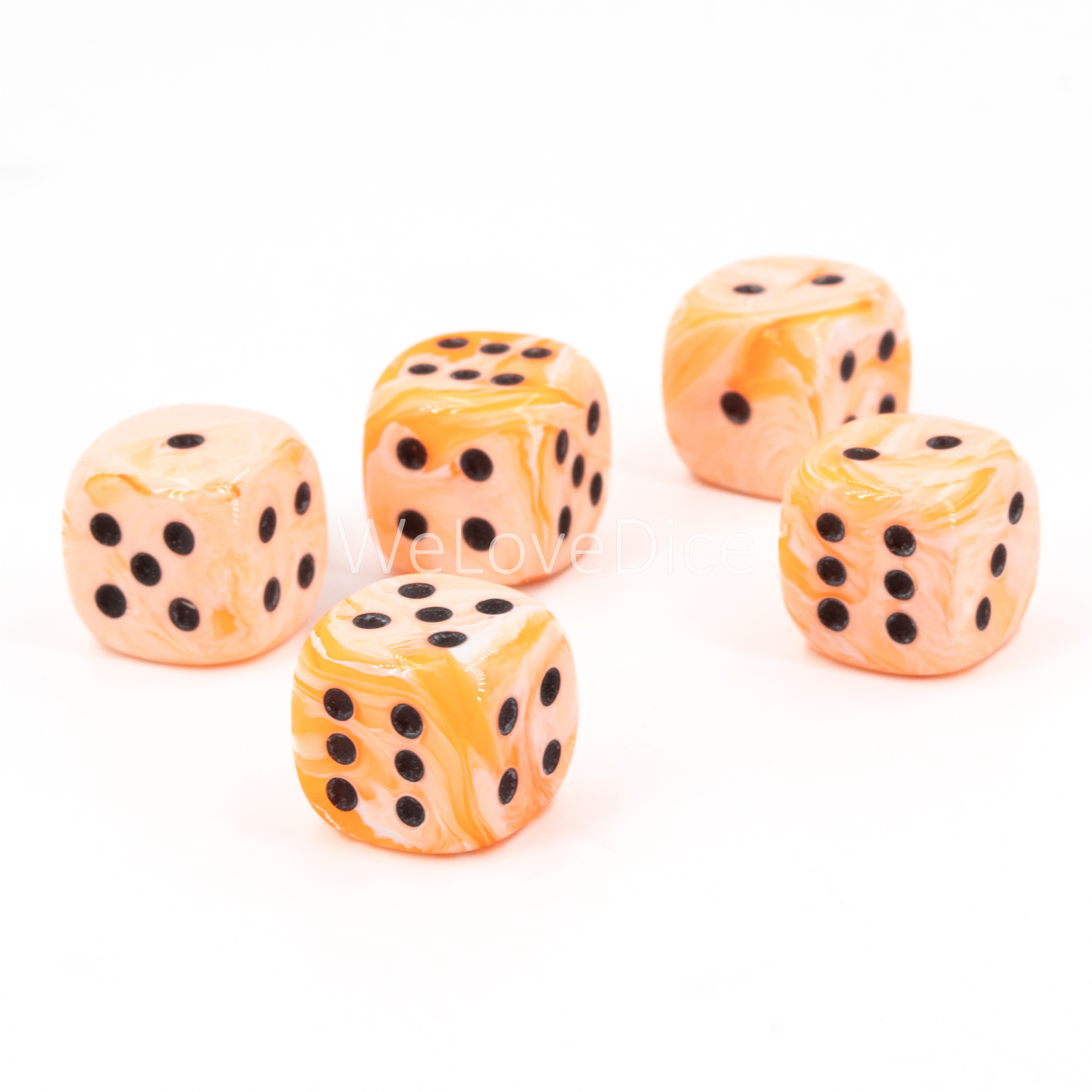 22mm  D6 Dice in ice cream orange / black Marbled