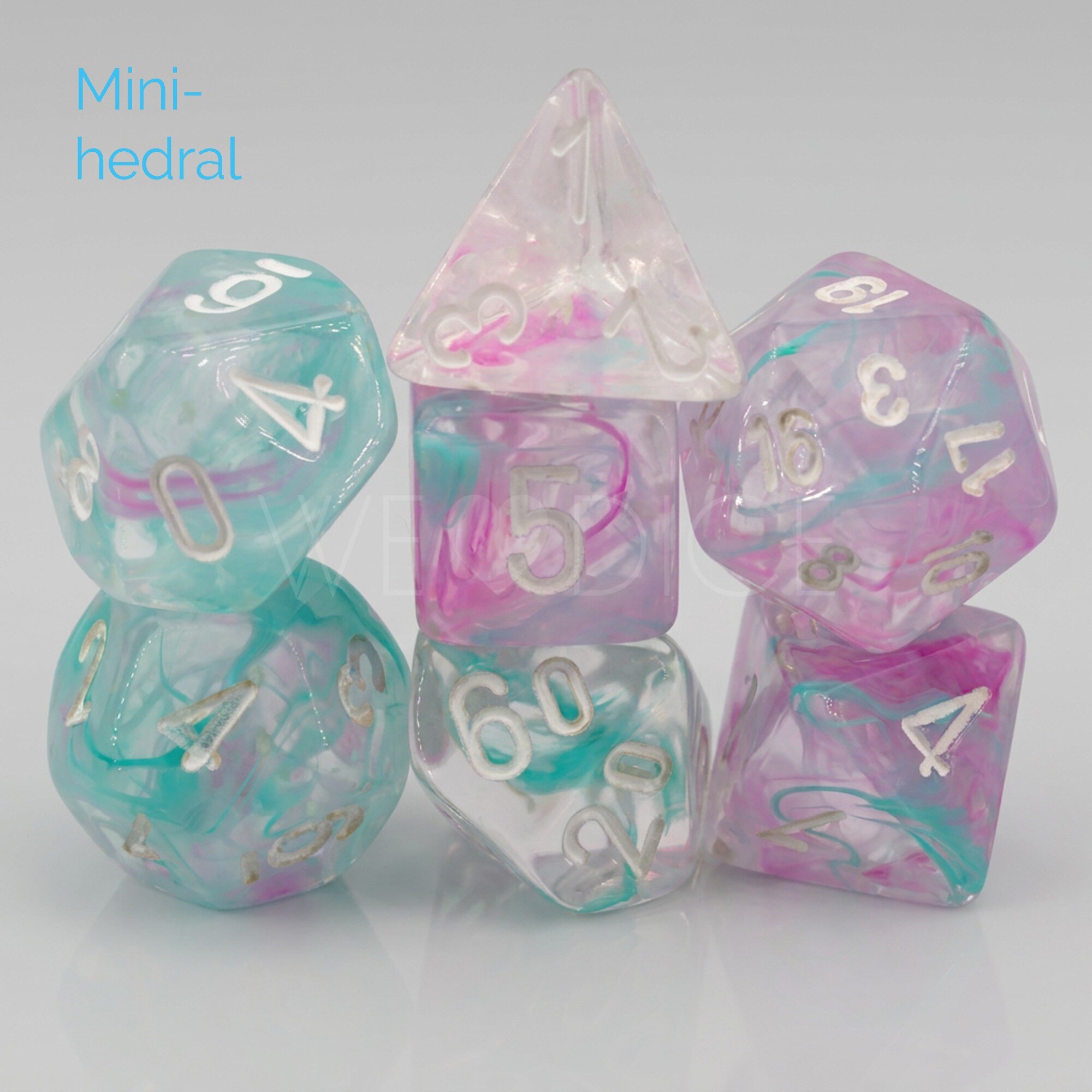 Mini-hedral Nebula® Polyhedral Wisteria / weiß 7-Würfel Set