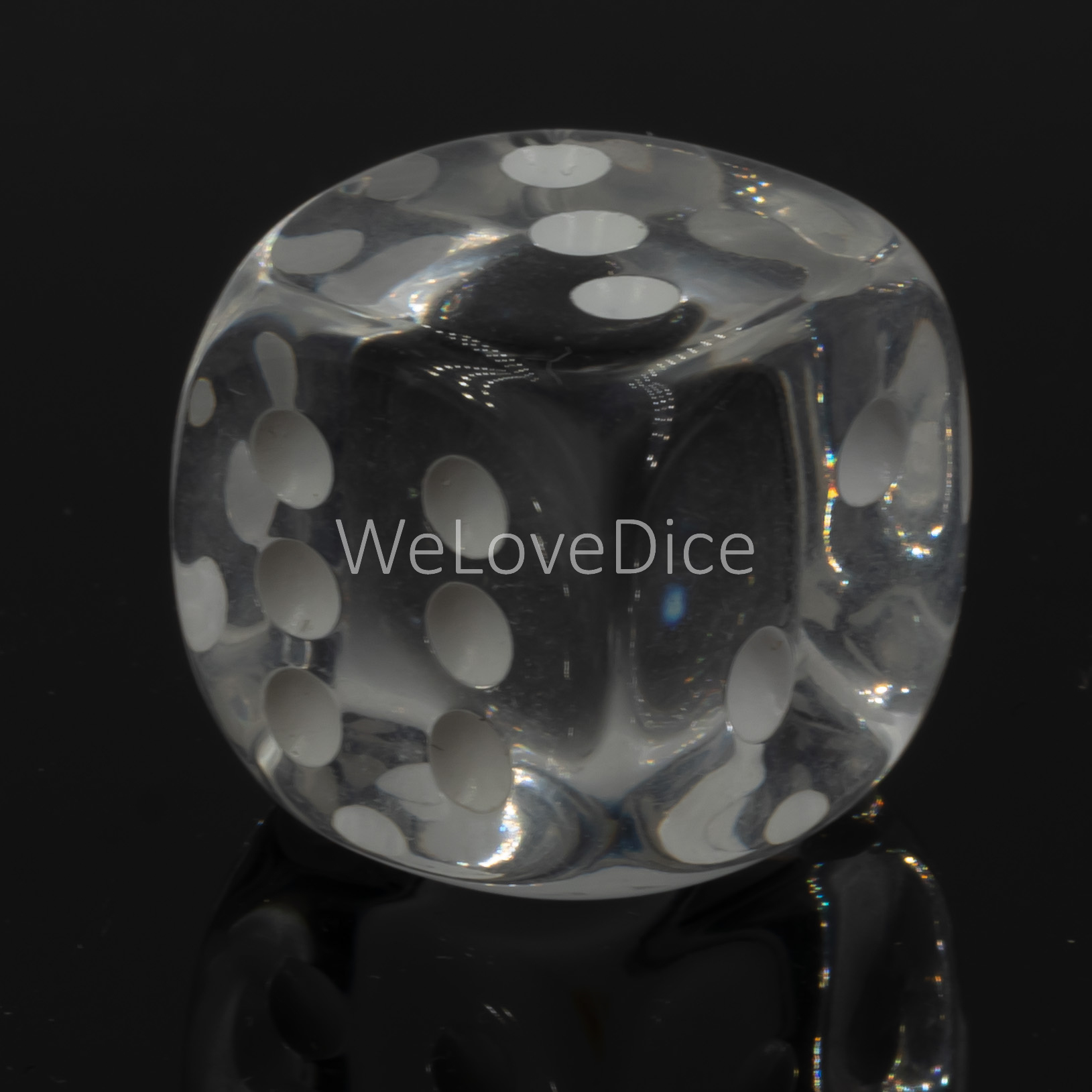 8mm  D6 Dice in clear / white Translucent