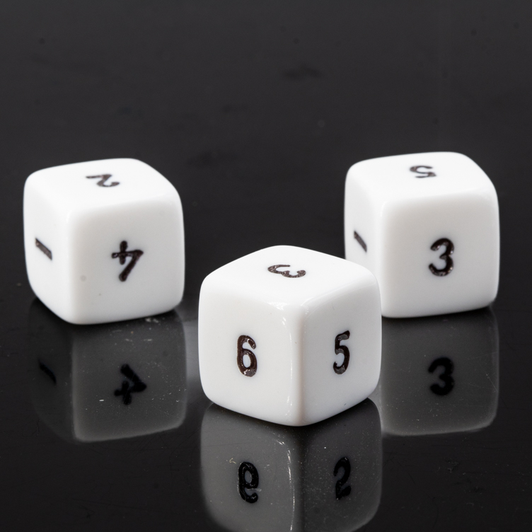 W6 Würfel in weiss / schwarz Satt