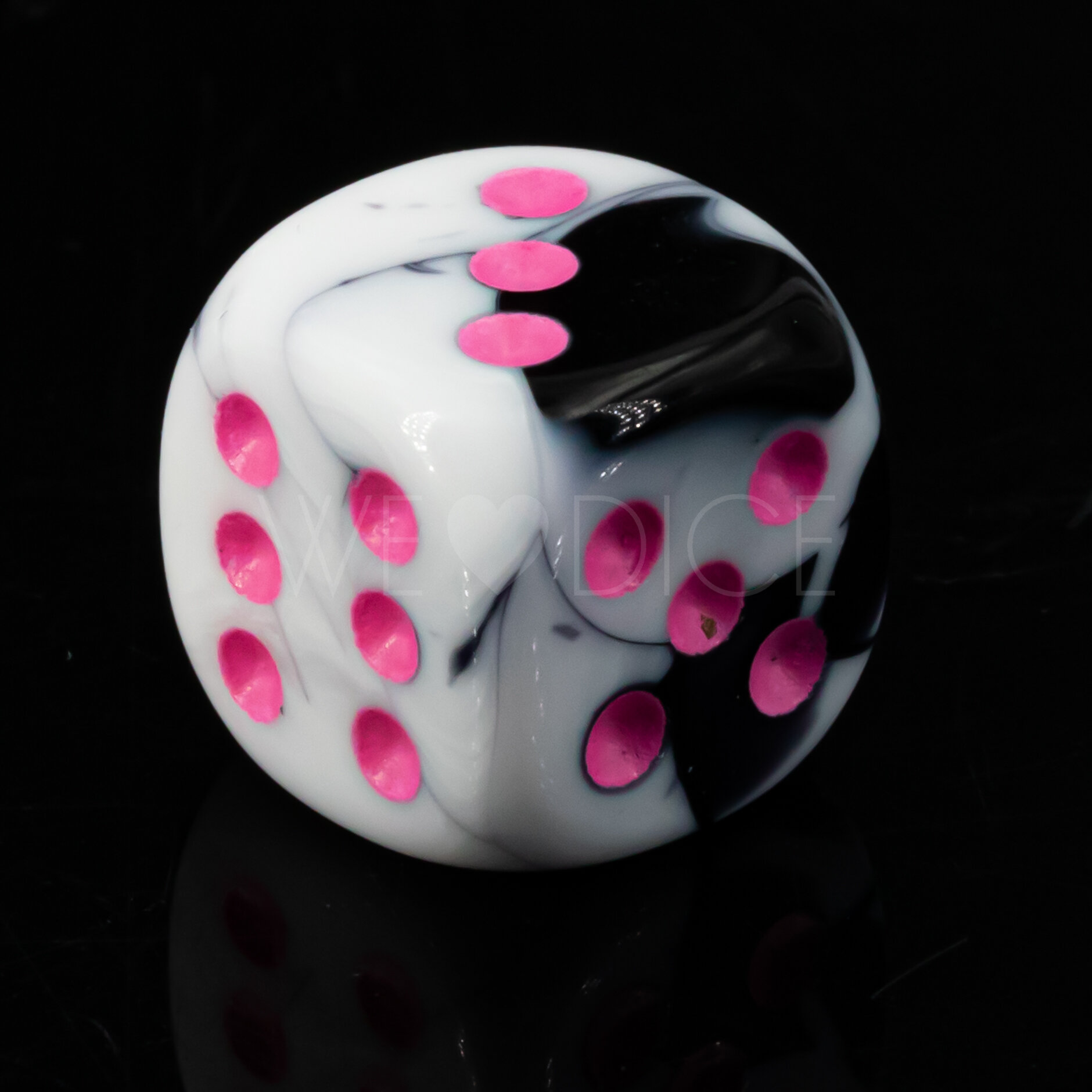 Gemini® Black-White / pink 12mm D6 dice w/pips (1 piece)