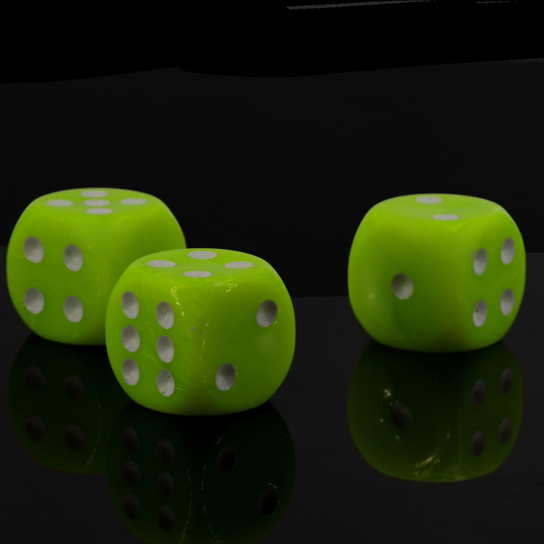 16mm W6 Würfel in Limettengelb / weiss