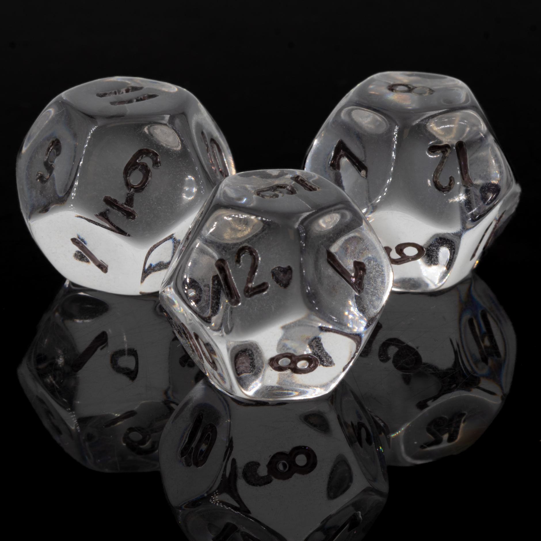 D12dice in crystall clear / black translucent