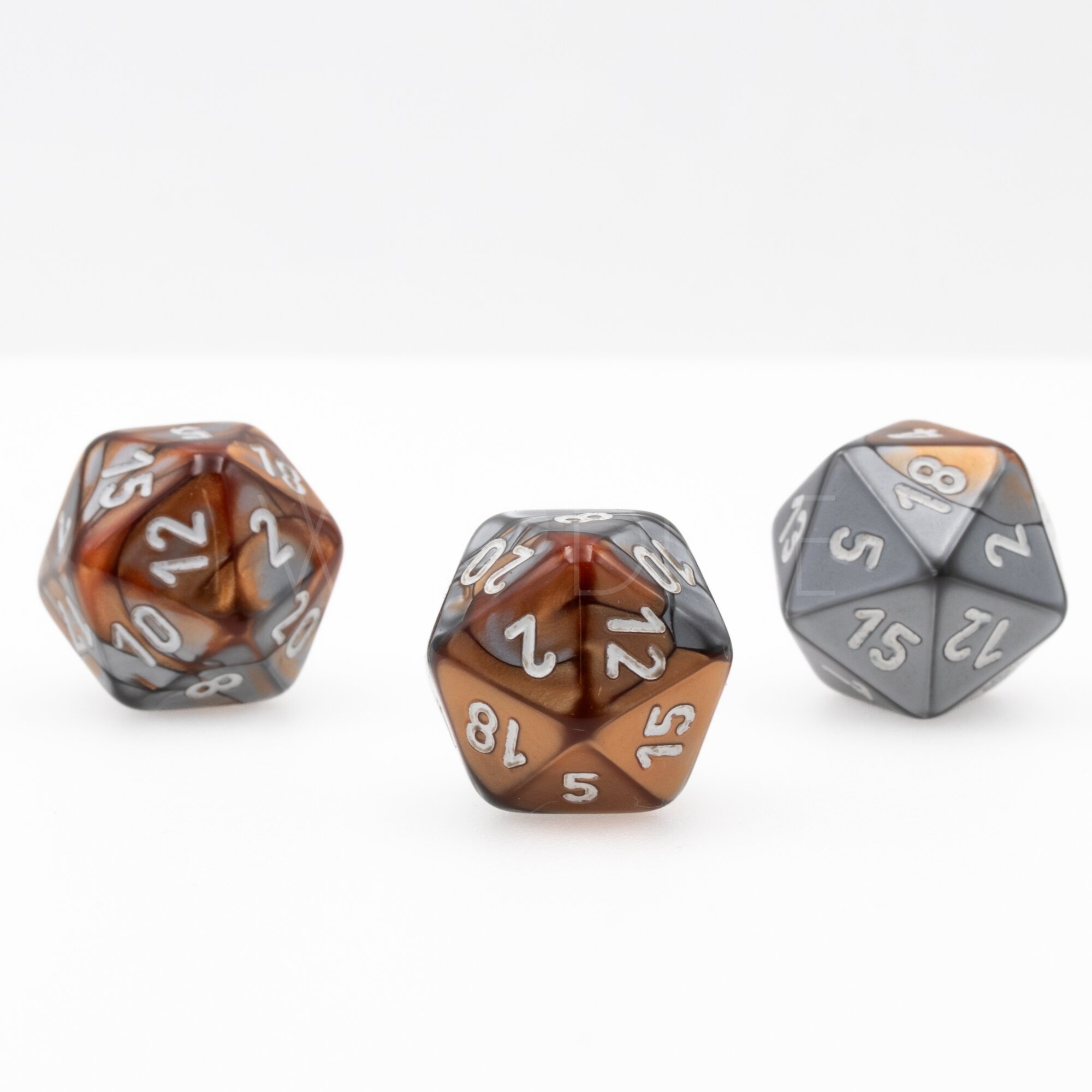 Gemini® Copper-Steel / white  D20 
