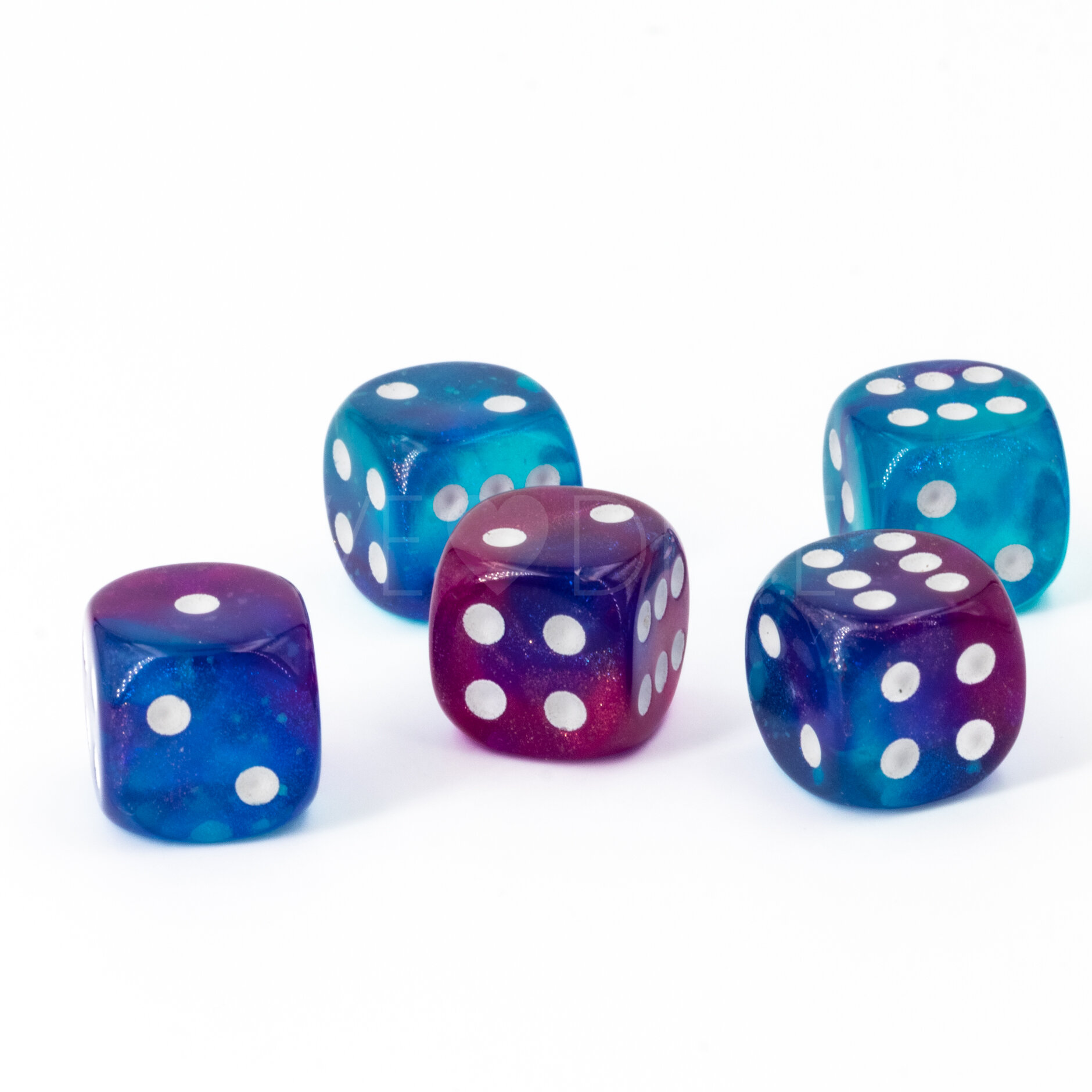 12mm W6 Würfel in 2Ton Magenta-cyan / weiss