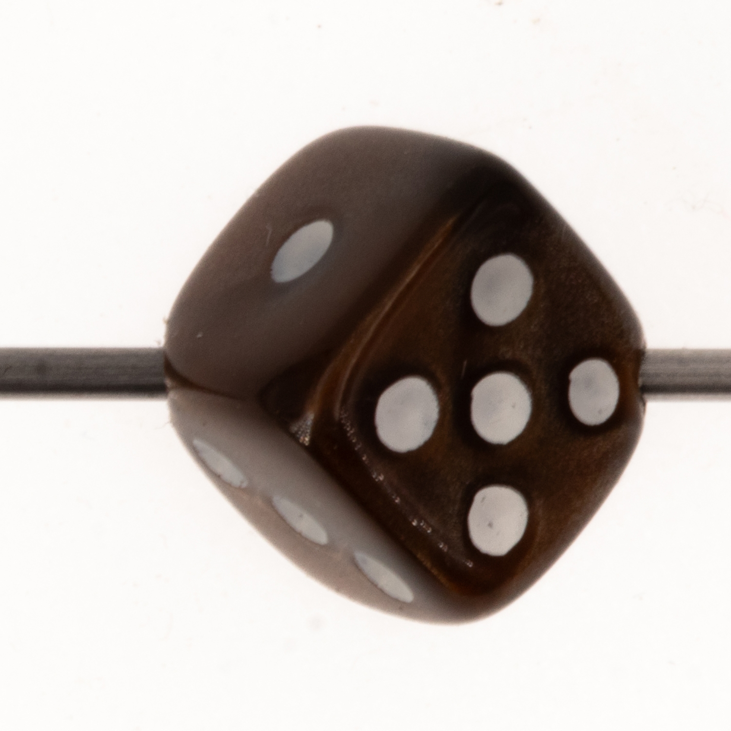  5mm Dice bead - brown / white Silk, in