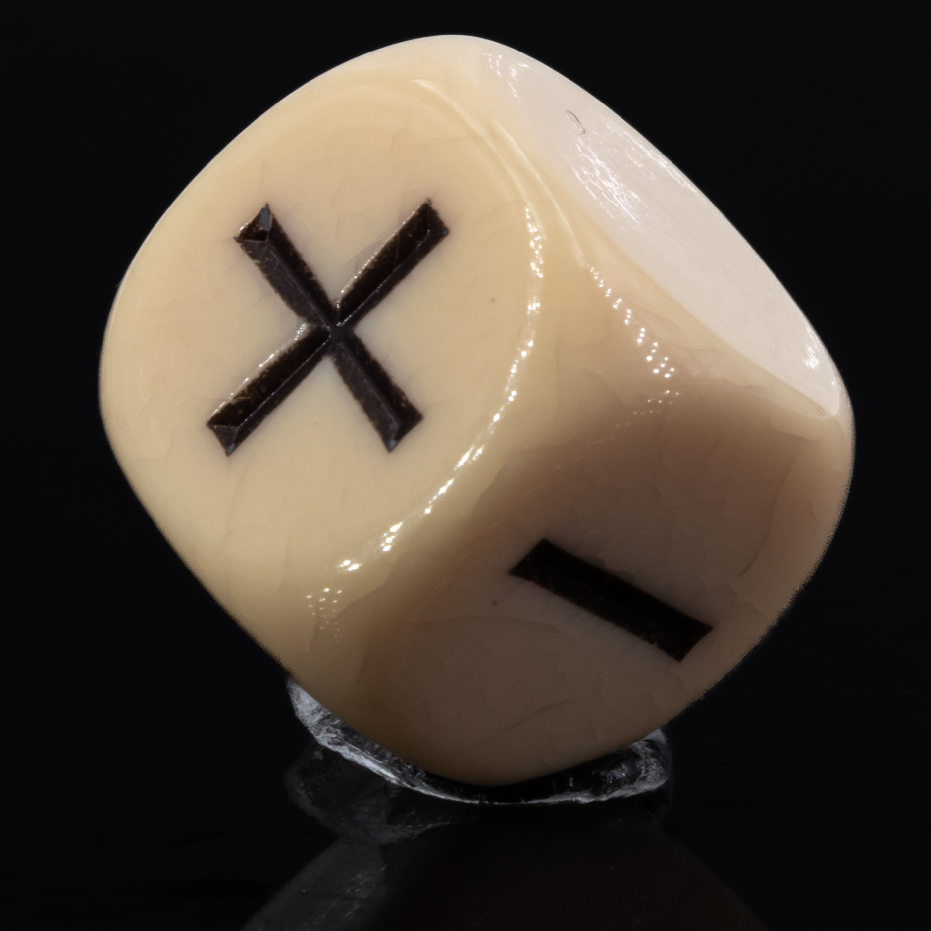 Fudge / Fate Würfel  in  elfenbein / schwarz