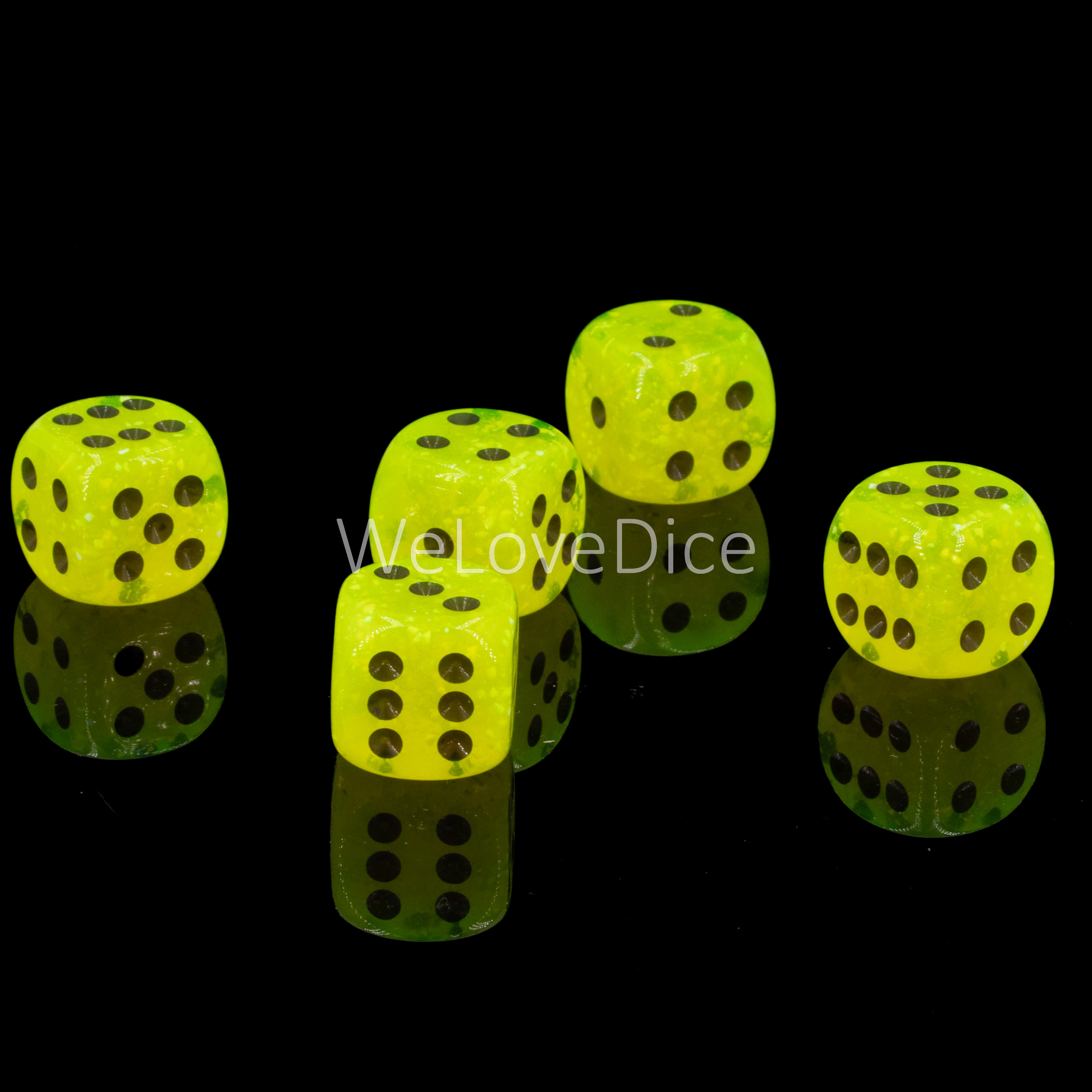 16mm  D6 Dice in  Translucent