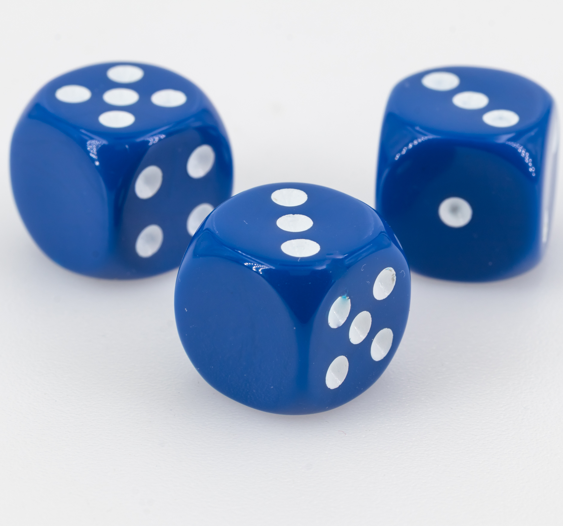16mm Dice in dark blue / white Opaque no "6"
