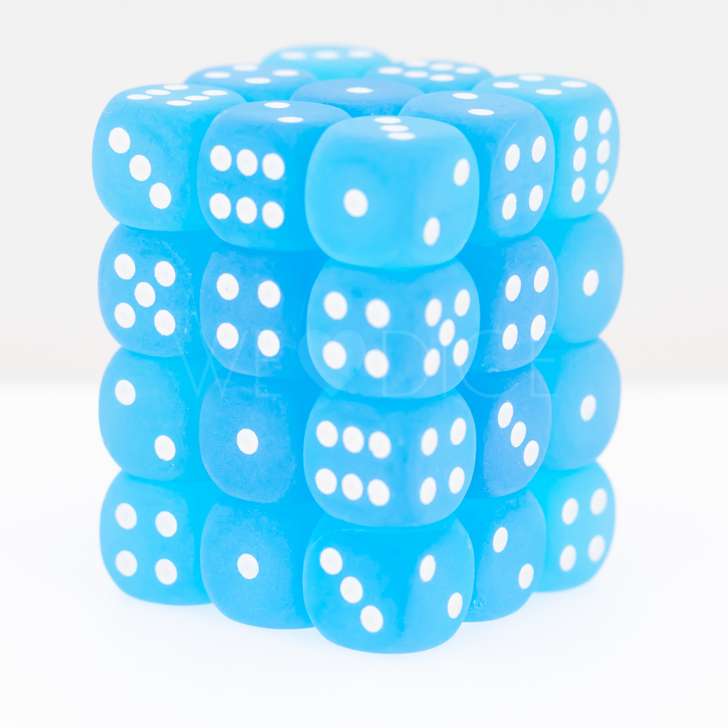 Frosted Karibikblau / Weiß 12mm W6 Würfel Set (36 Würfel)