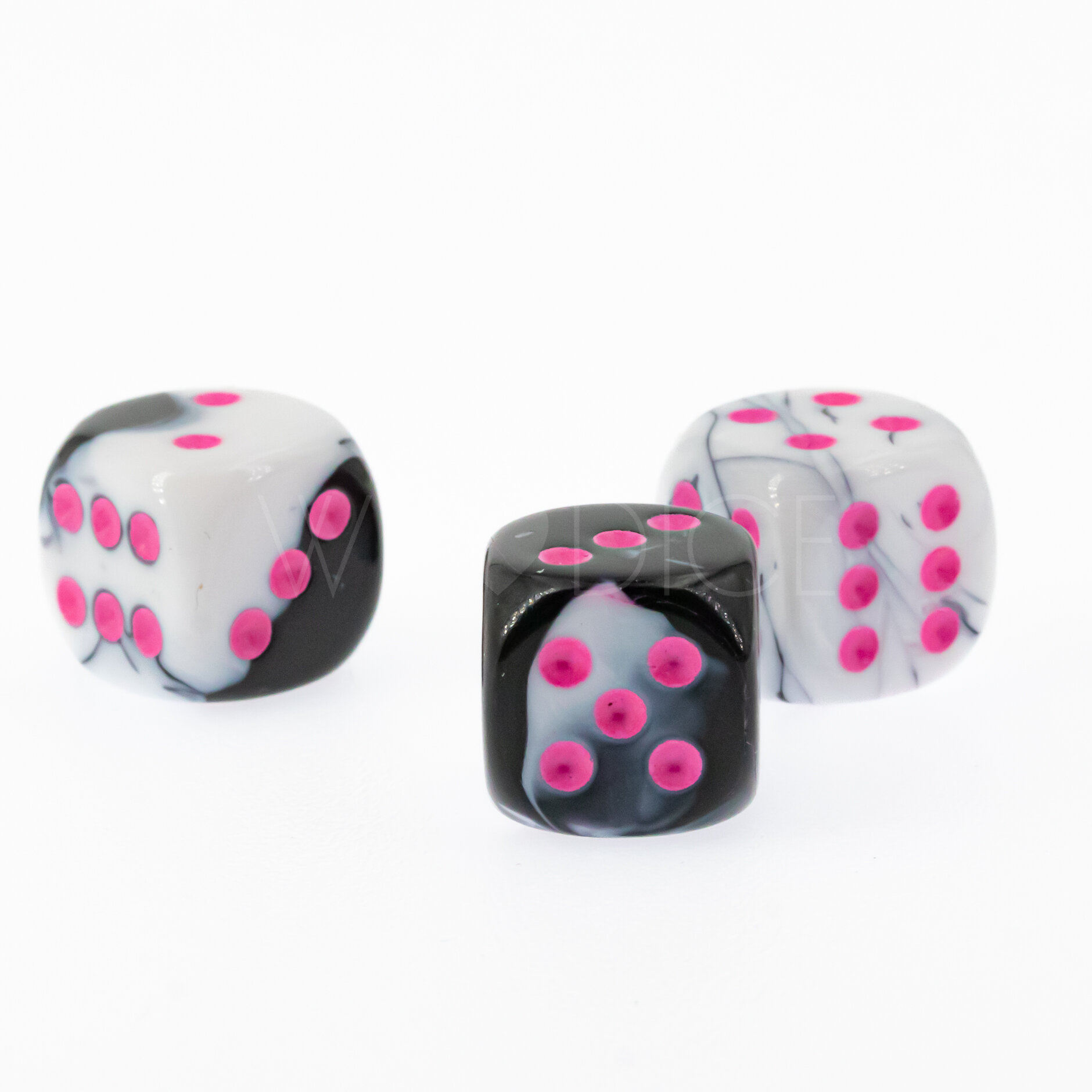 Gemini® Black-White / pink 12mm D6 dice w/pips (1 piece)