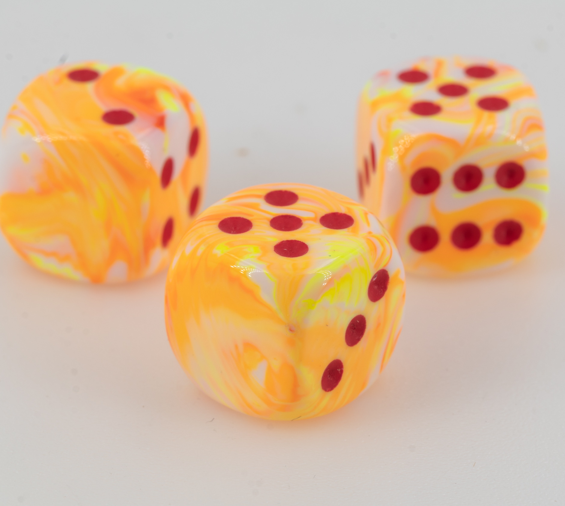 16mm Würfel in Sunburst / rot Festive® ohne "1"