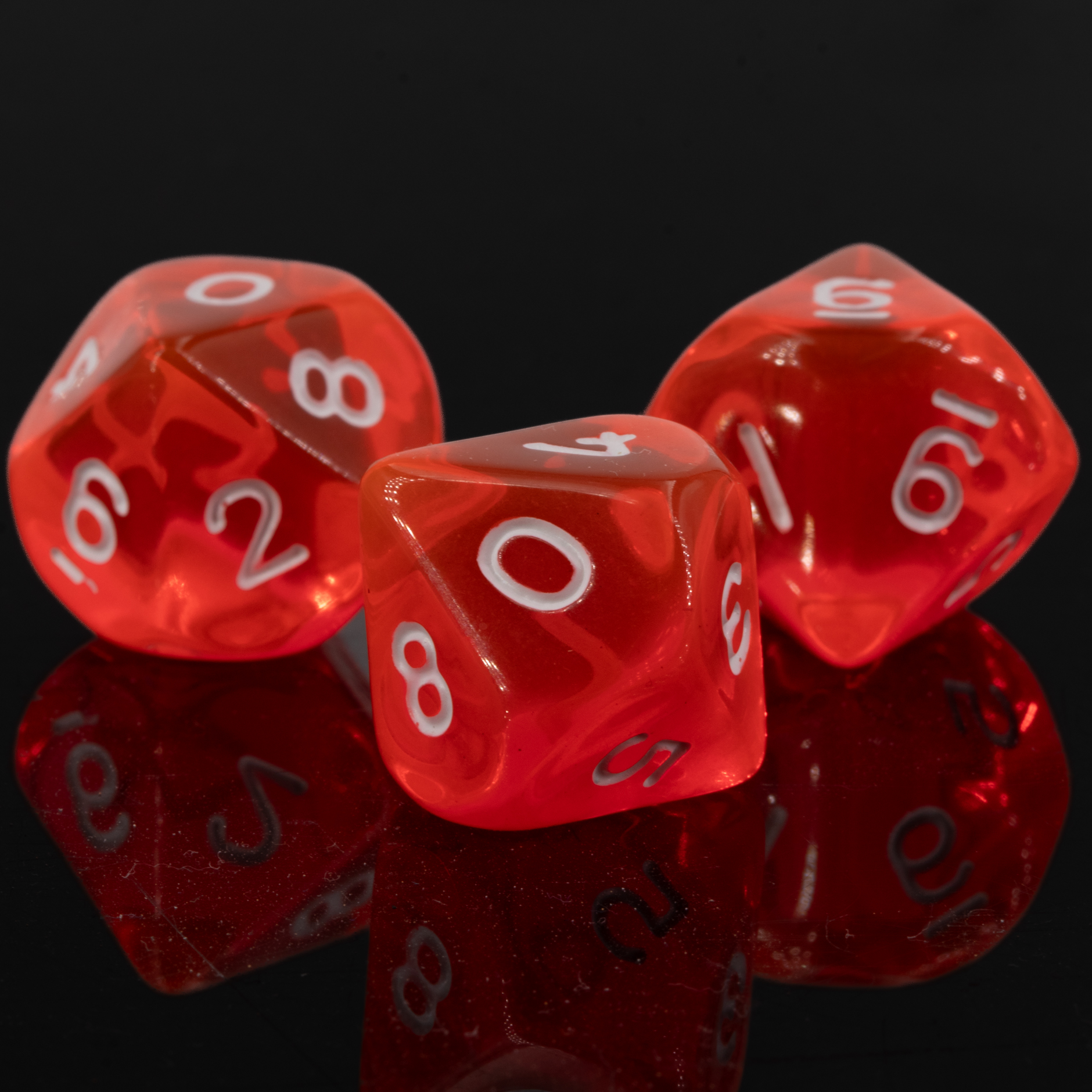 D10  dice in orange translucent / white Translucent