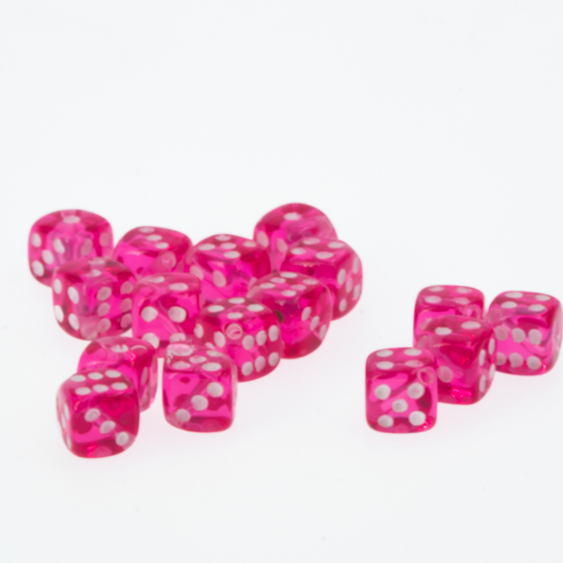  5mm Dice bead - rhaspberry sorbet / white Translucent, in