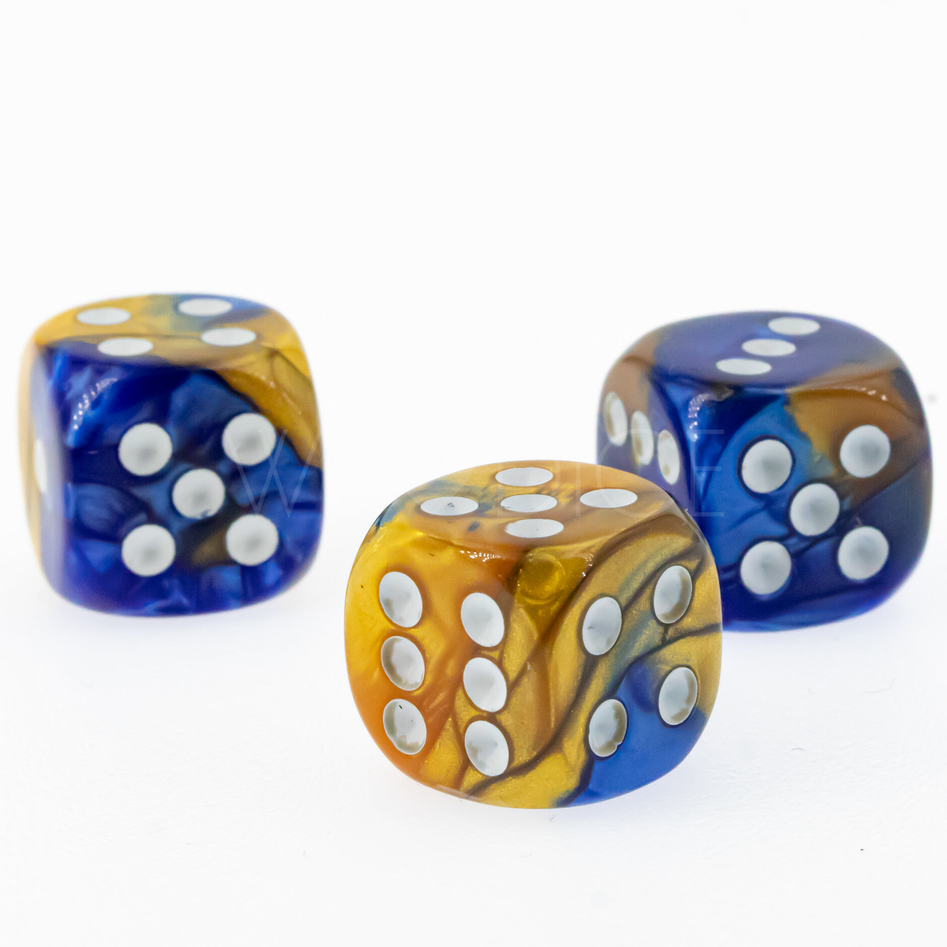 Gemini® Blau-Gold / weiß 12mm W6 Würfel mit Punkten (1 Stück)