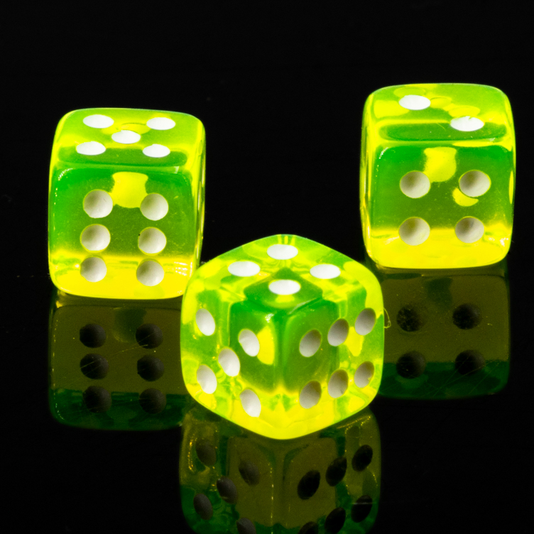 5mm  D6 Dice in neon yellow / white Translucent