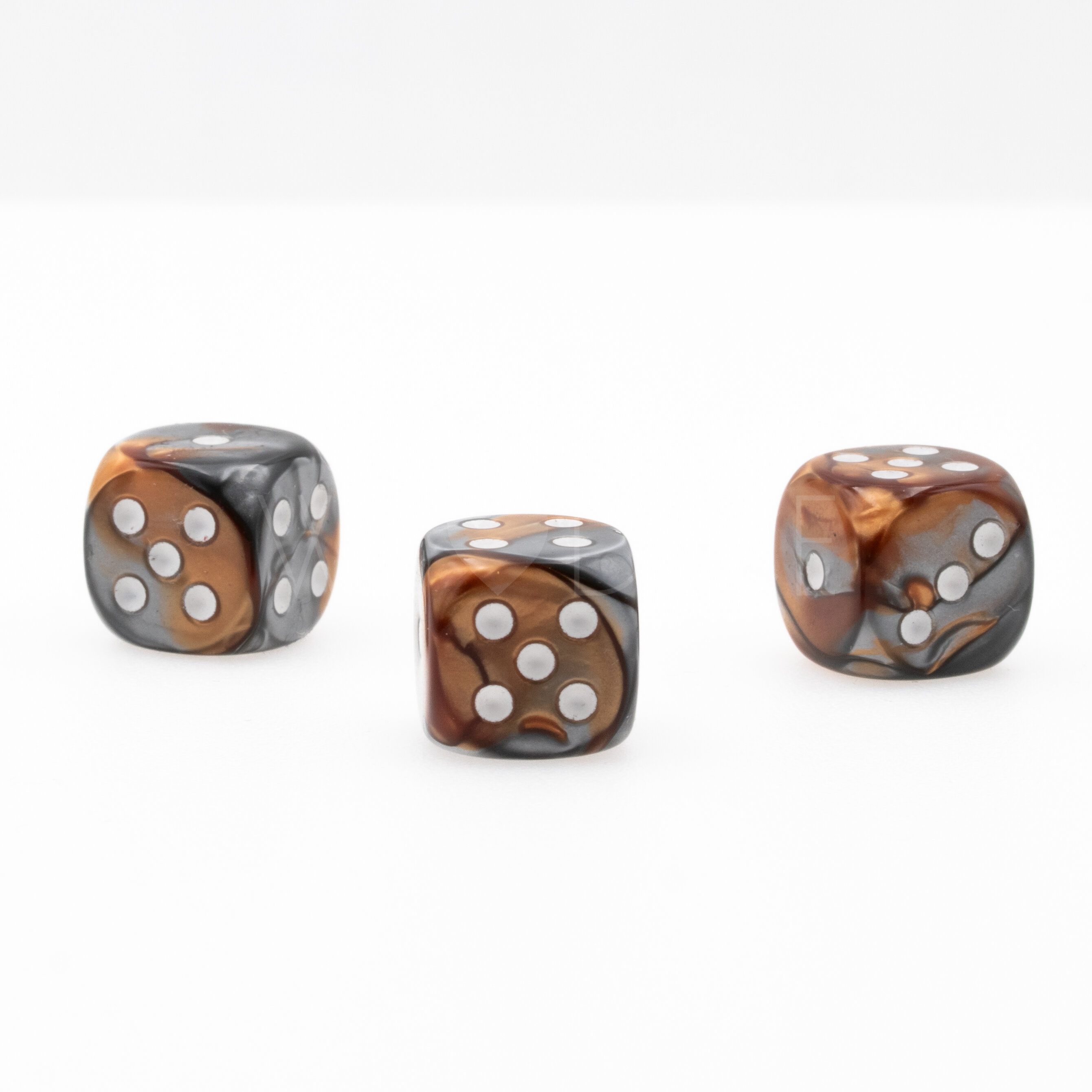 Gemini® Copper-Steel / white 12mm D6 dice w/pips (1 piece)