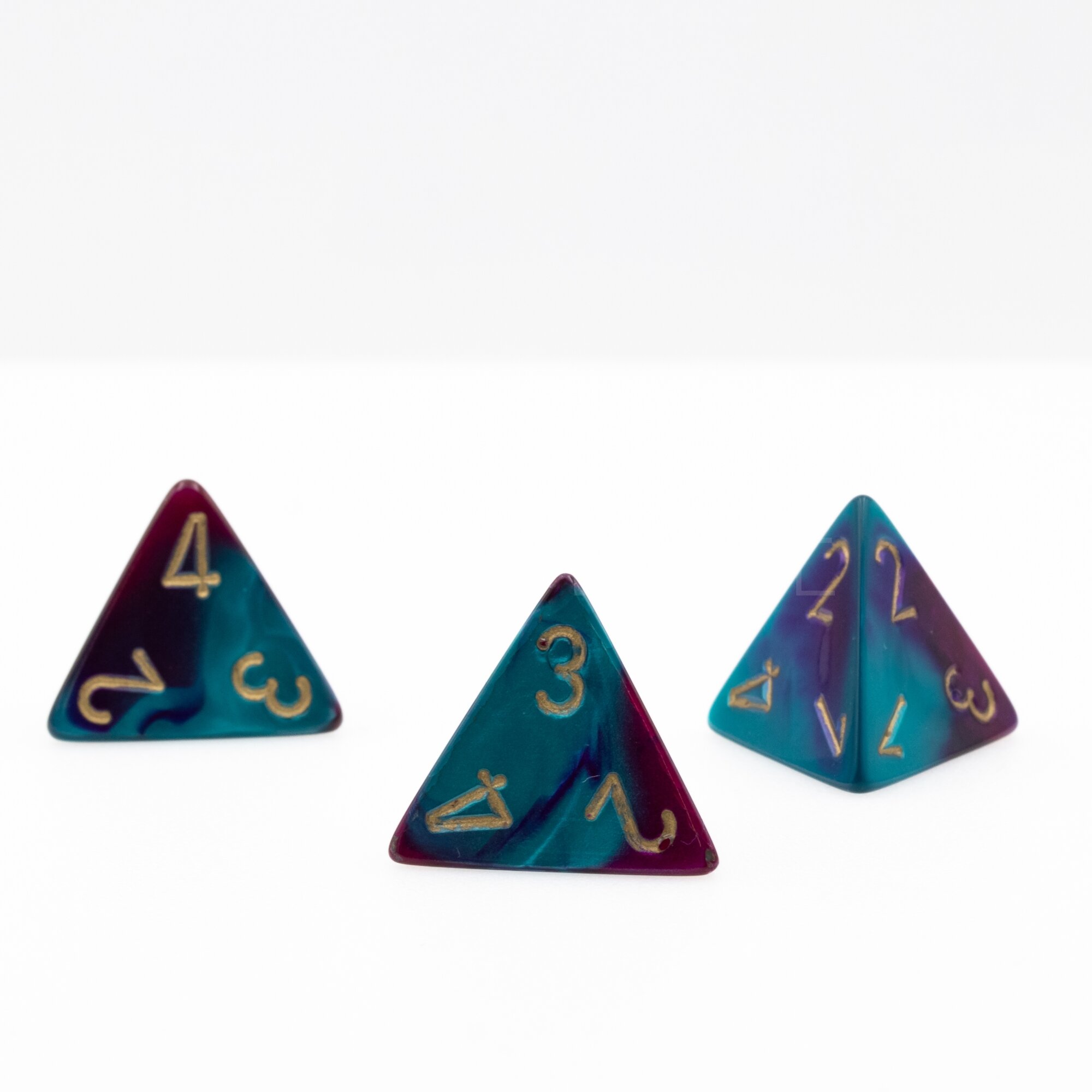 Gemini® Purple-Teal / gold  D4 