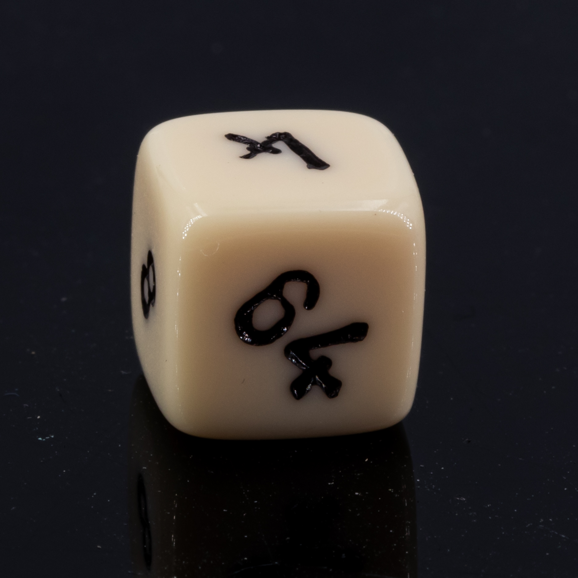 10mm  doubling cube in ivory  / black opaque