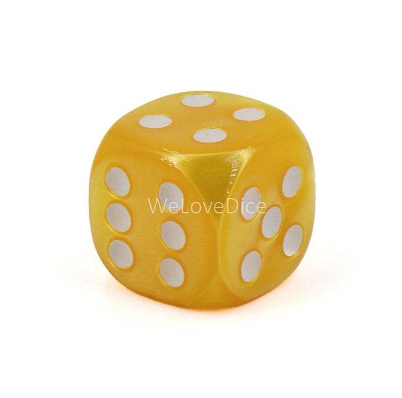 16mm  D6 Dice in golden yellow / white