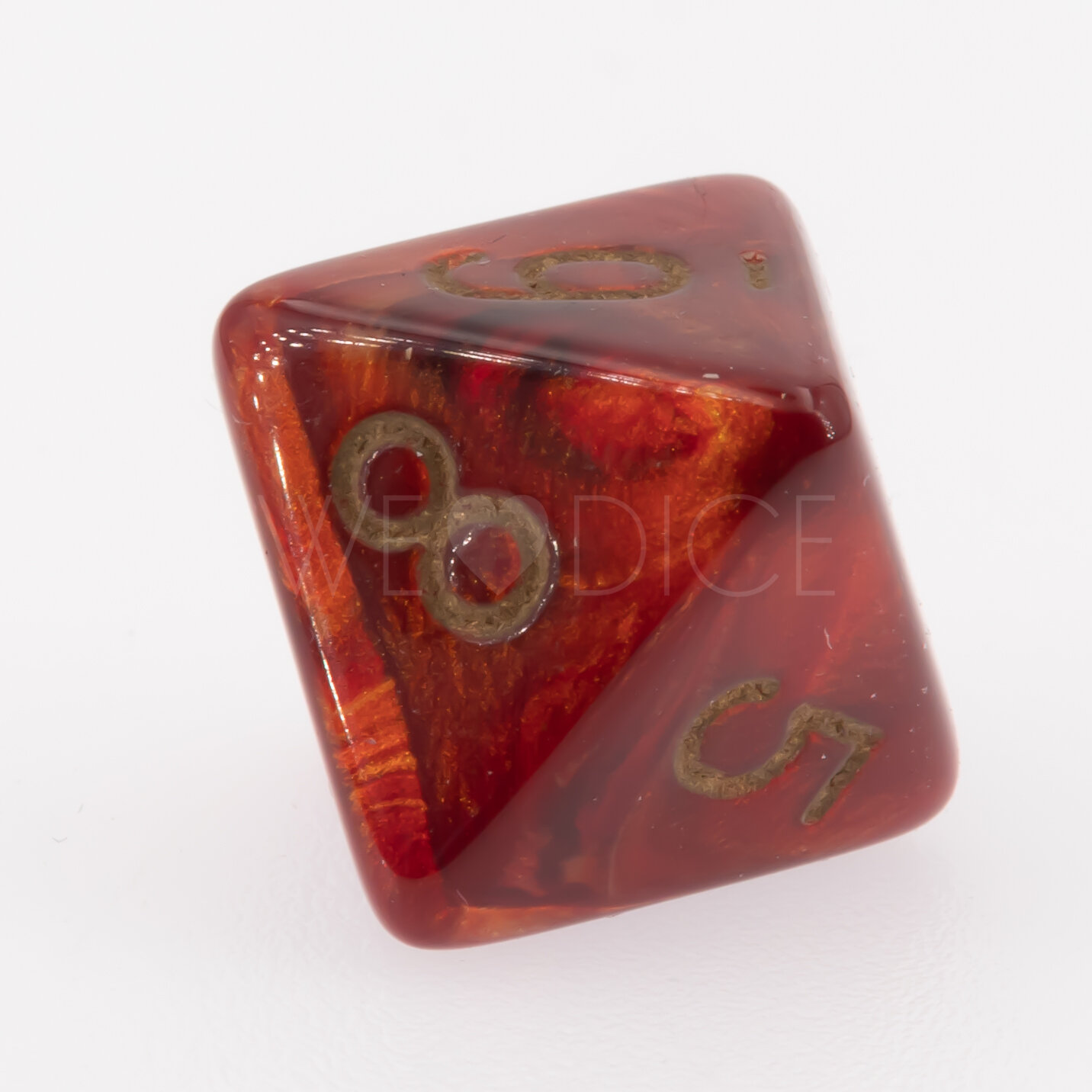 Scarab® Scarlet / Gold  W8