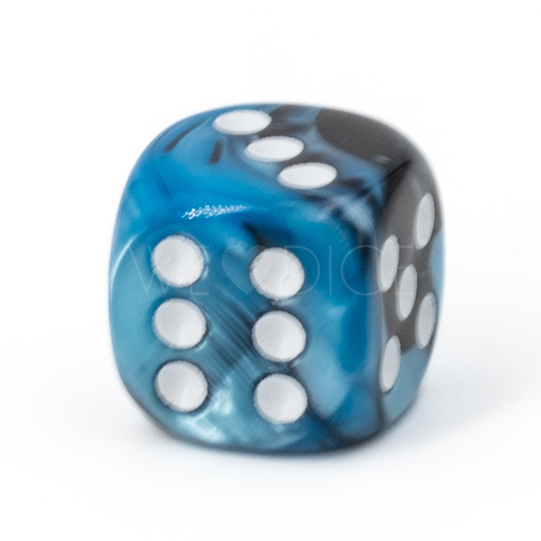 18mm W6 Würfel in 2Ton schwarz-blau / weiss