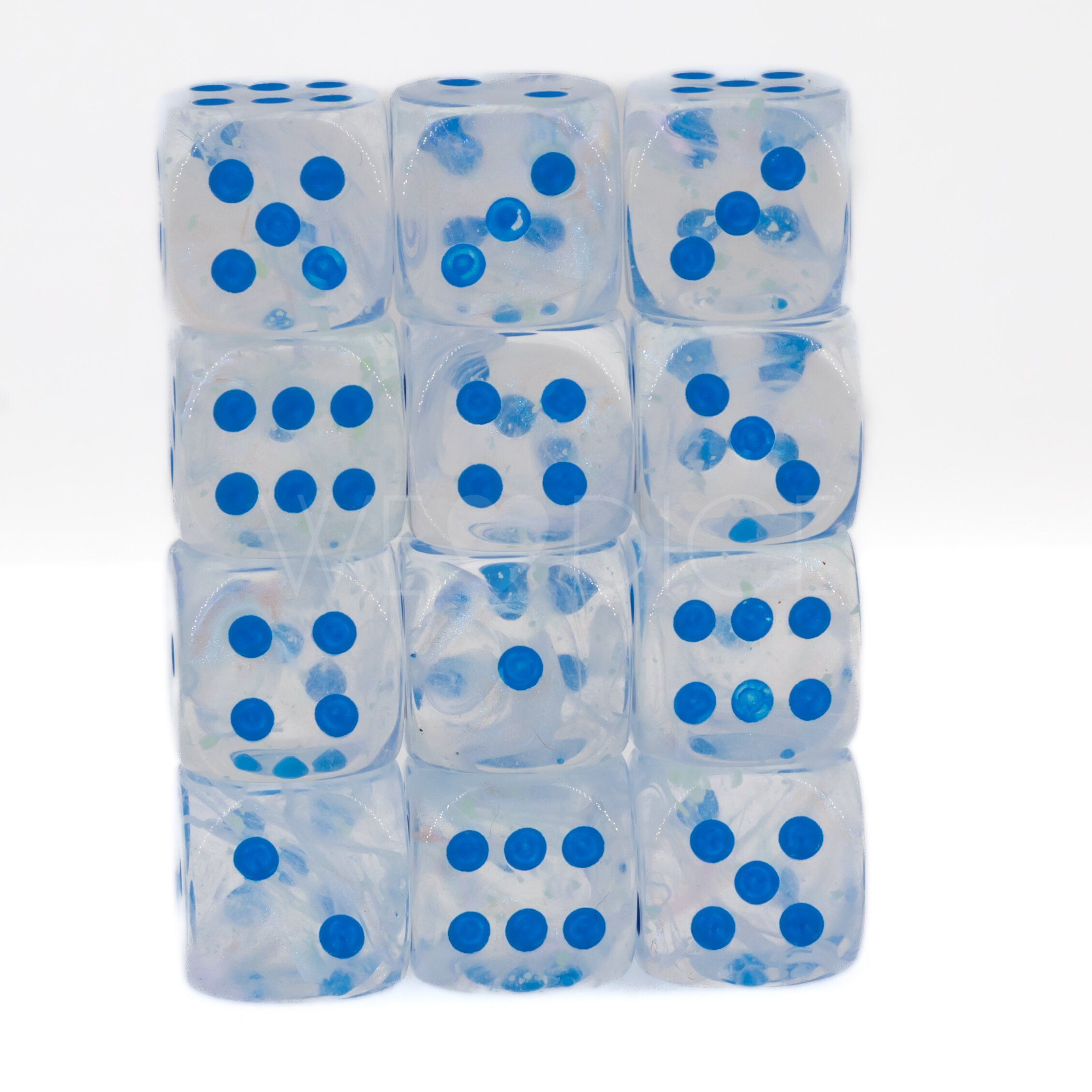 Borealis® Icicle™ / hellblau 12mm W6 Würfel Set (36 Würfel)