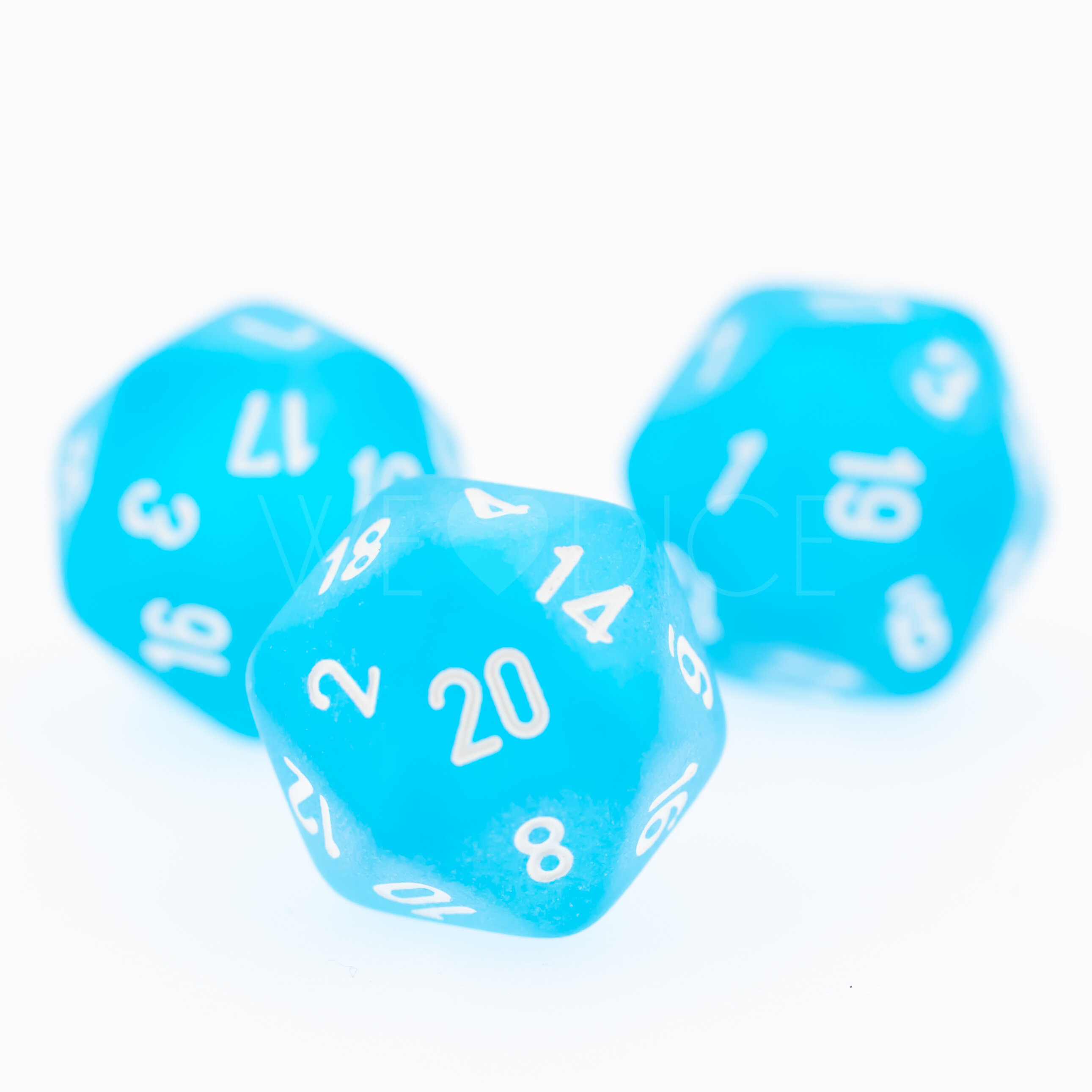 Frosted Karibikblau / Weiß  W20