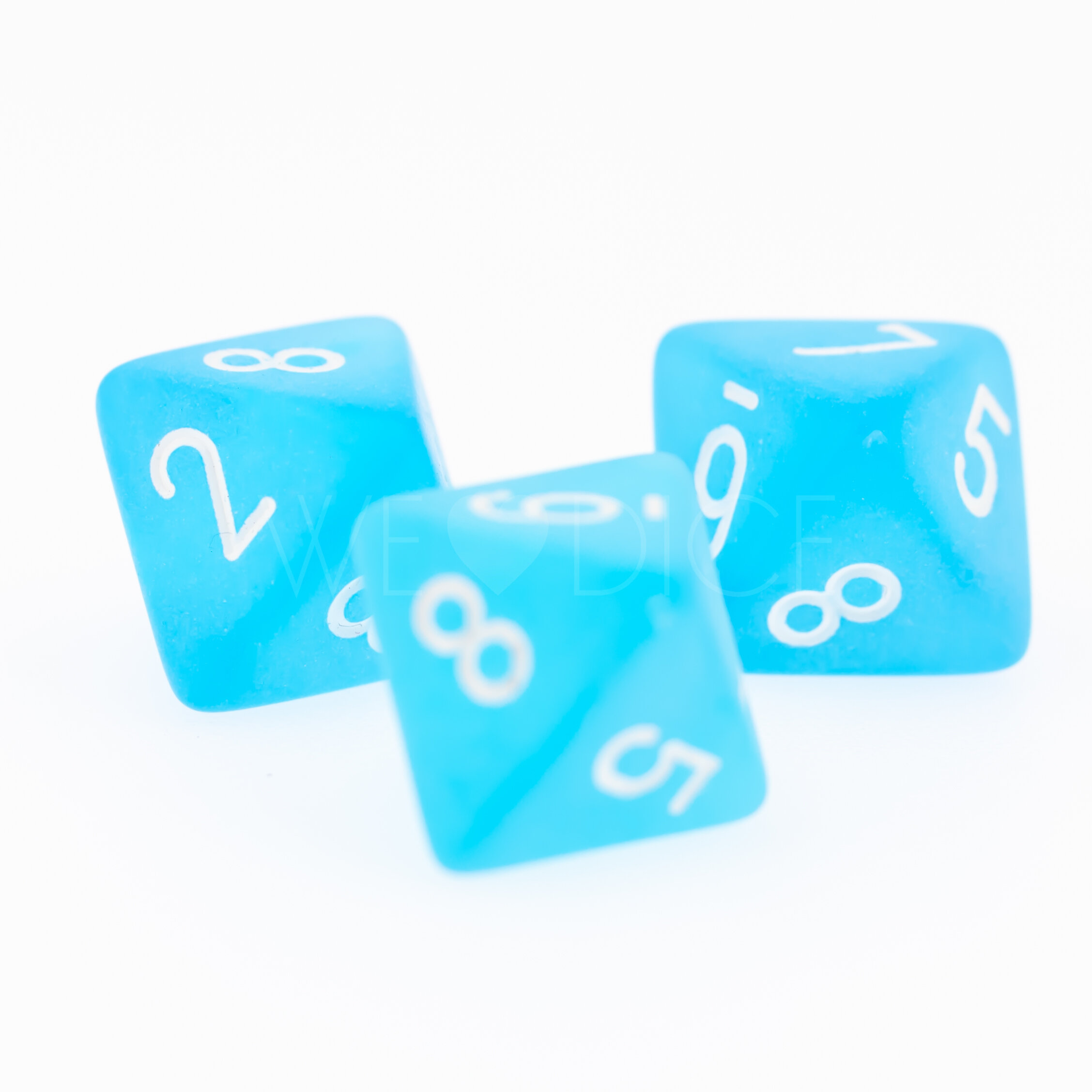 Frosted Karibikblau / Weiß  W8