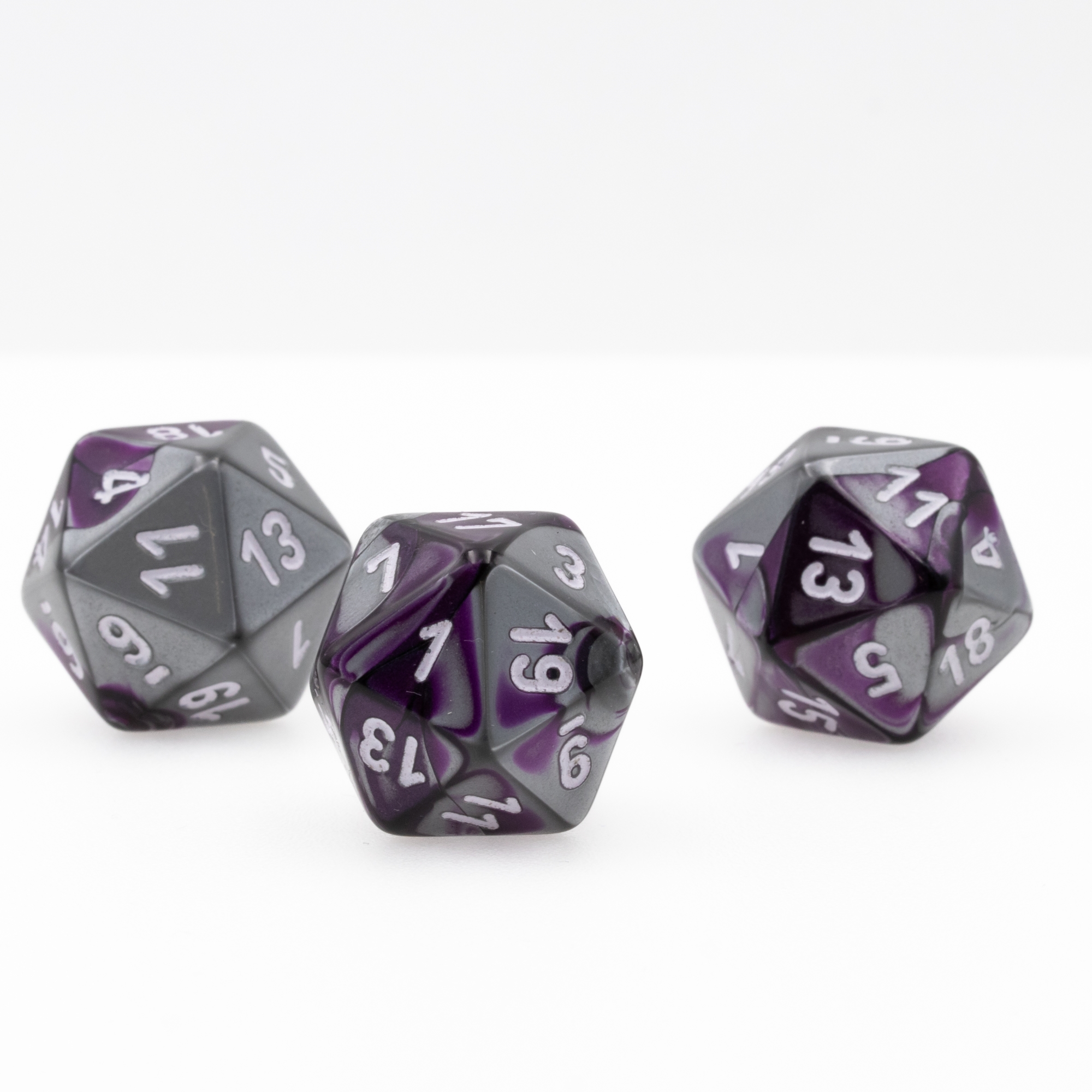 Gemini® Purple-Steel / white  D20 