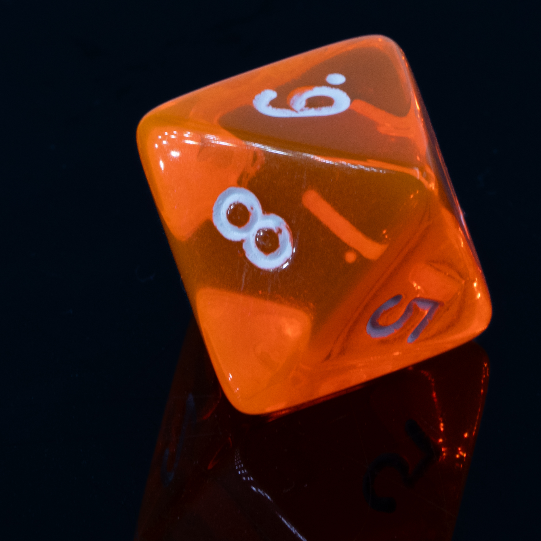 D8 dice in neon orange / white Translucent