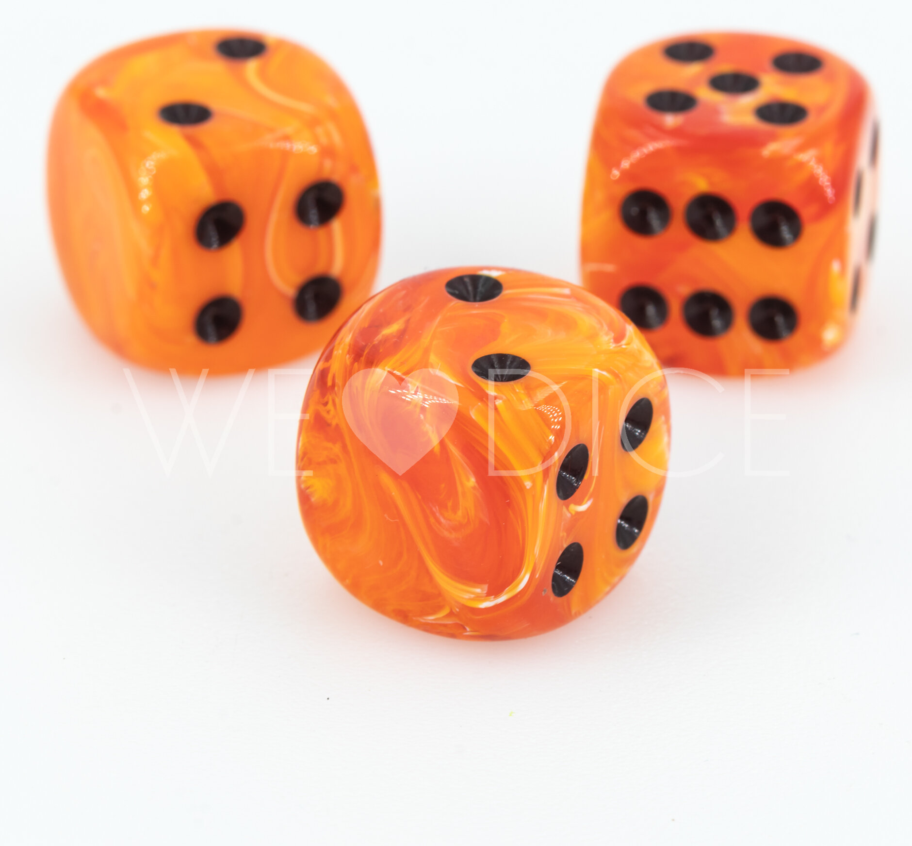 16mm Dice in pumpkin orange / black Marbled no "6"